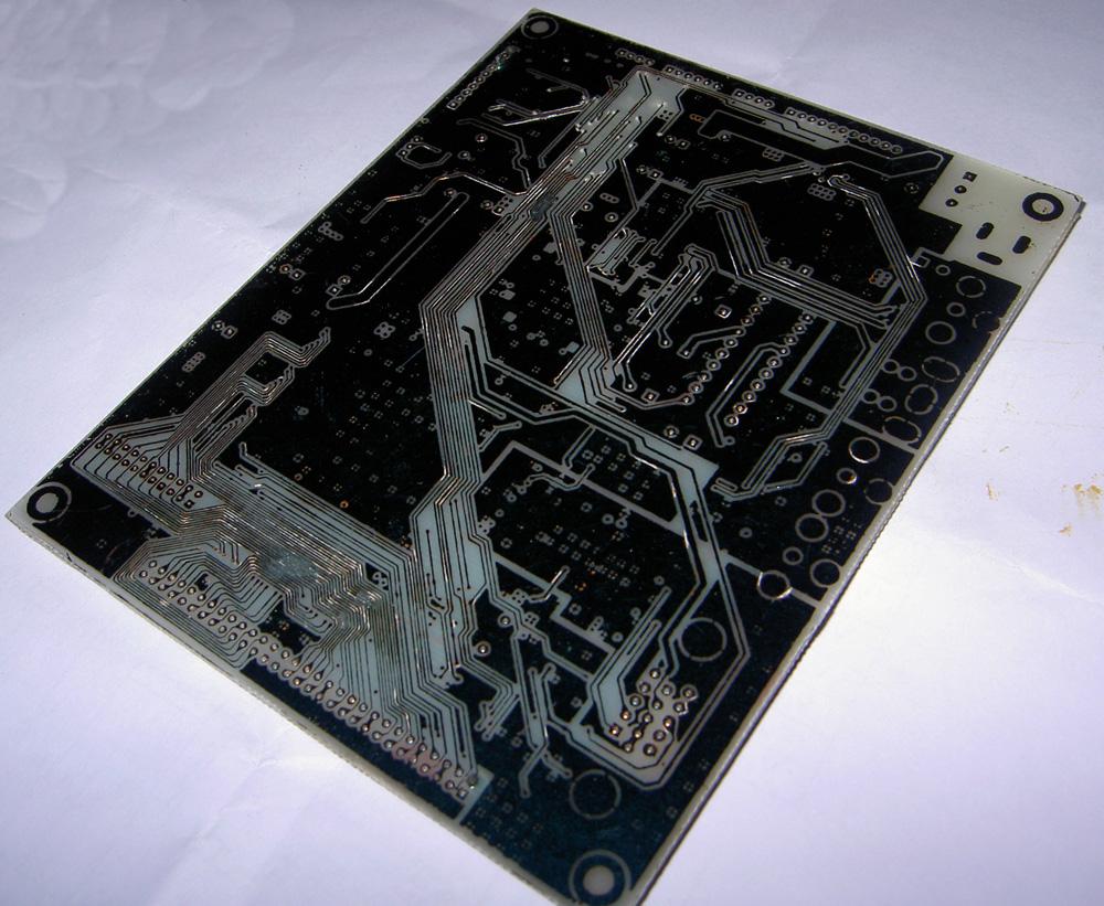 PCB厚度測量，實時出結果更高效|激光厚度測量儀