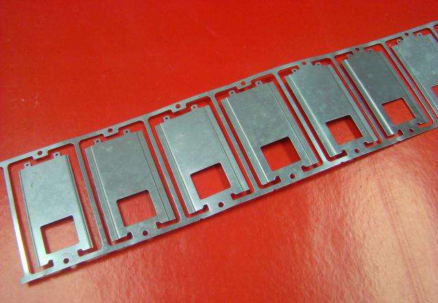 一鍵式無(wú)損測(cè)量金屬?gòu)椘叽纾s減生產(chǎn)用時(shí) 一鍵式無(wú)損測(cè)量金屬?gòu)椘叽纾s減生產(chǎn)用時(shí)