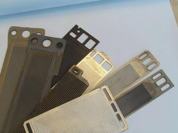 雙極板檢測專用設備，平面度翹曲度一網打盡|激光雙極板測量儀