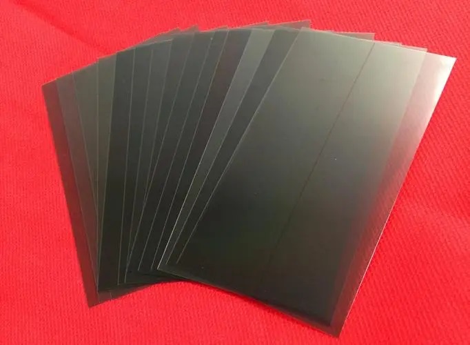 偏光片厚度激光測量，無需擔心表面被刮花|激光厚度測量儀