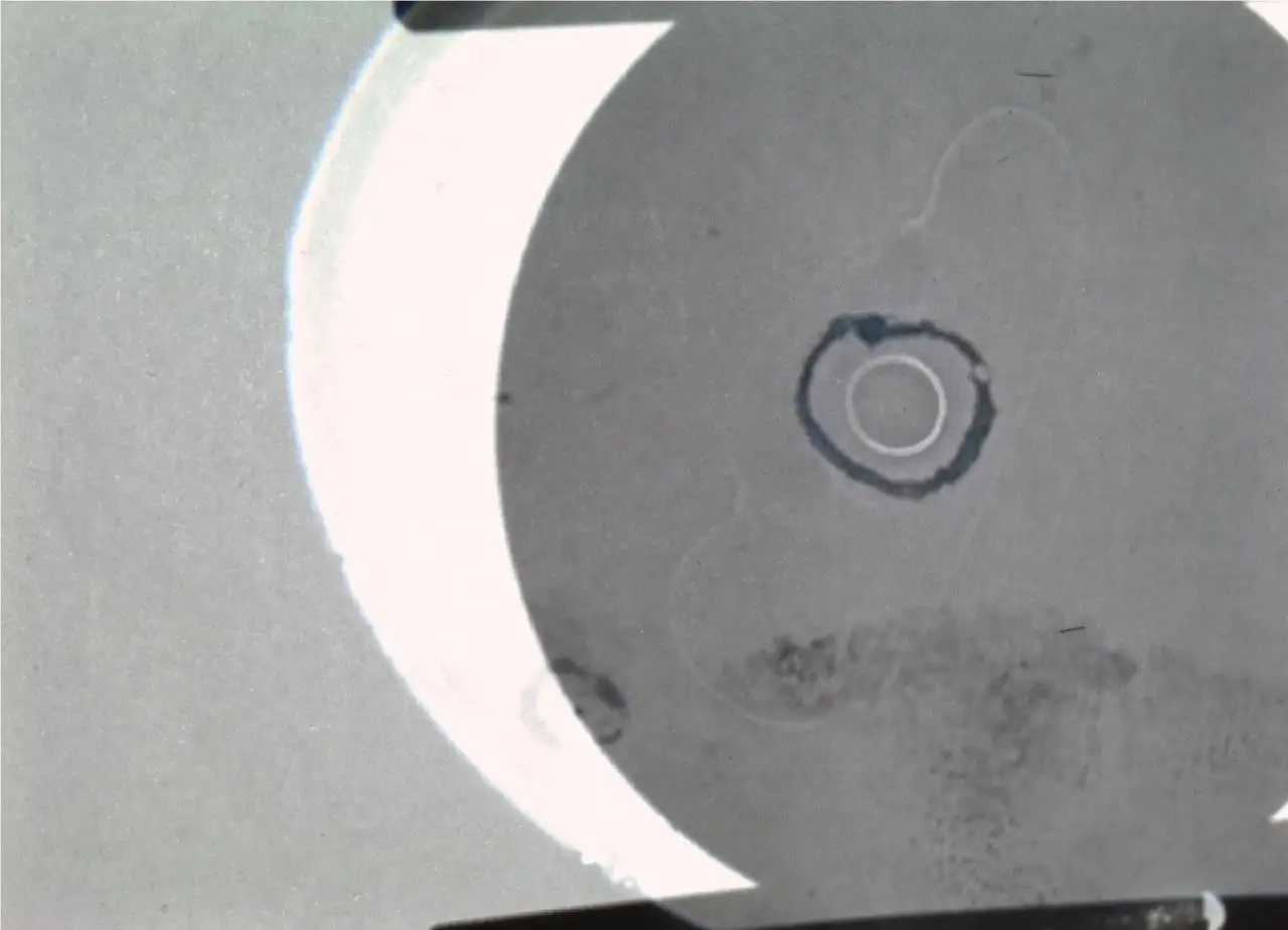 玻璃氣泡瑕疵檢測，亞克力等透明材質通用|自動瑕疵檢測儀